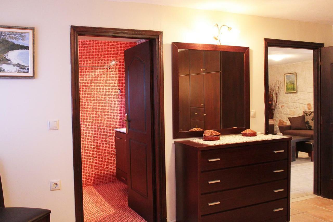 The Vivian - Luxury Stone Vila *